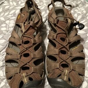KEEN Womens Whisper Closed Toe Sandals SZ 10.5 Waterproof Leather Nylon Shoe